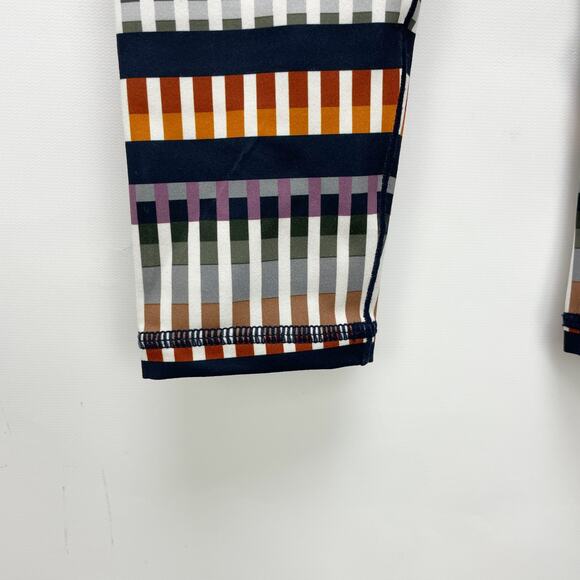 prAna Womens Kimble 7/8 Athletic Leggings XS Green Blue Multi Print Tivoli NWT - Picture 7 of 11